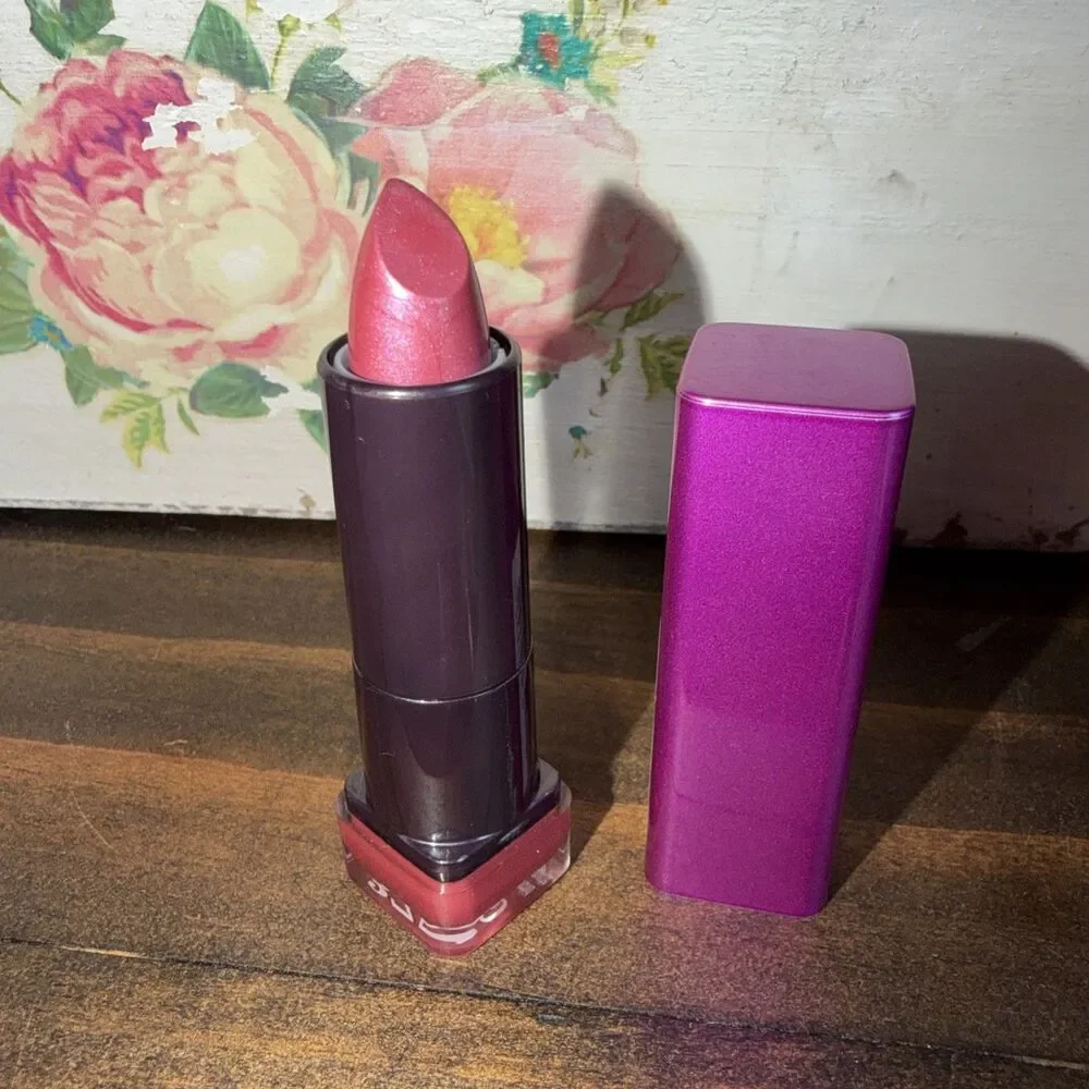 CoverGirl Colorlicious Lipstick, 375 Coquette Orchid